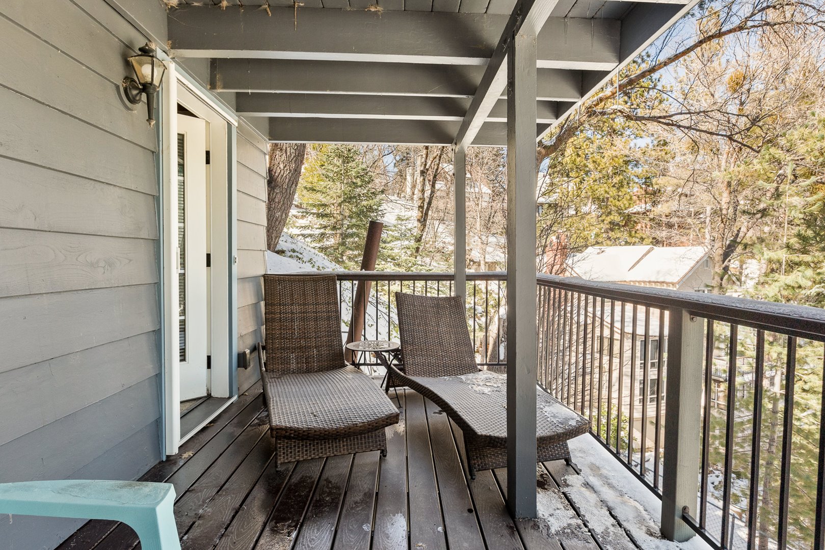 Desirable Palisades Charmer with Views Arrowhead Rentals